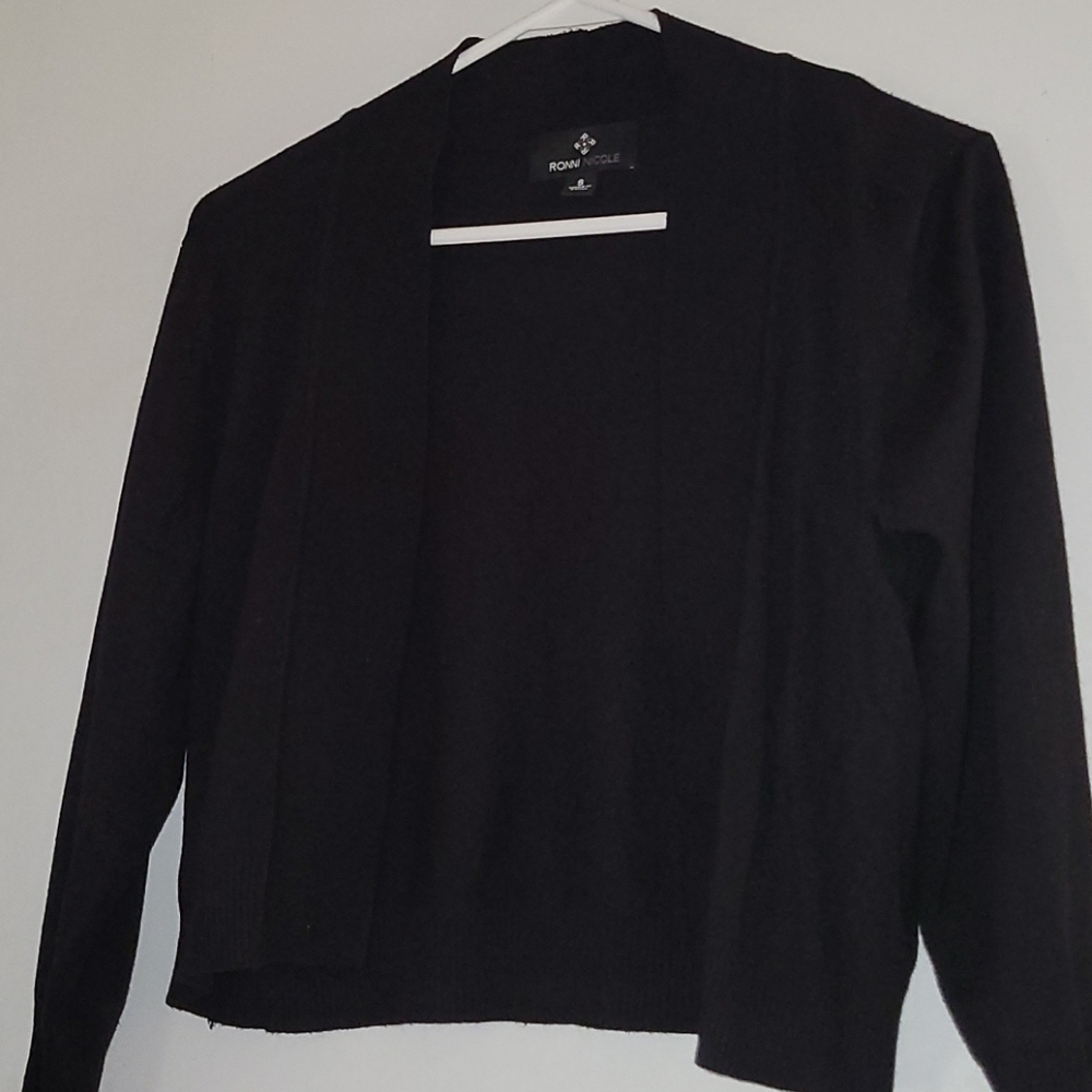 Cropped shrug